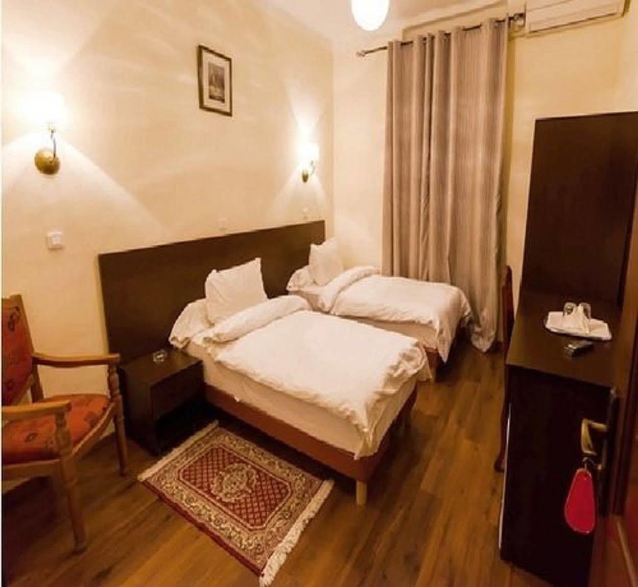 Hotel Suisse Algiers Ngoại thất bức ảnh